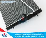 TOYOTA HIACE'05-AT Custom Car Radiator With Plastic Tank Thickness 32/36mm