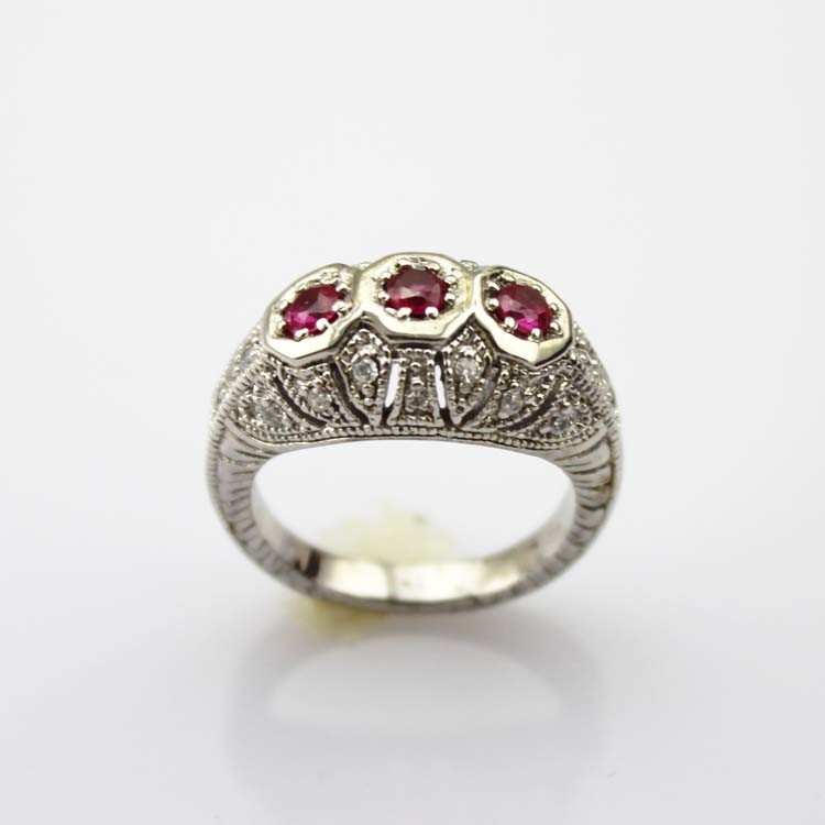 White Gold Plated Sterling Silver Ring with Pink Cubic Zirconia(F58)