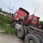 Sinotruk Howo Truck Tractor 6x4 Used Head Tractor Truck 6800 kg GVW Automatic