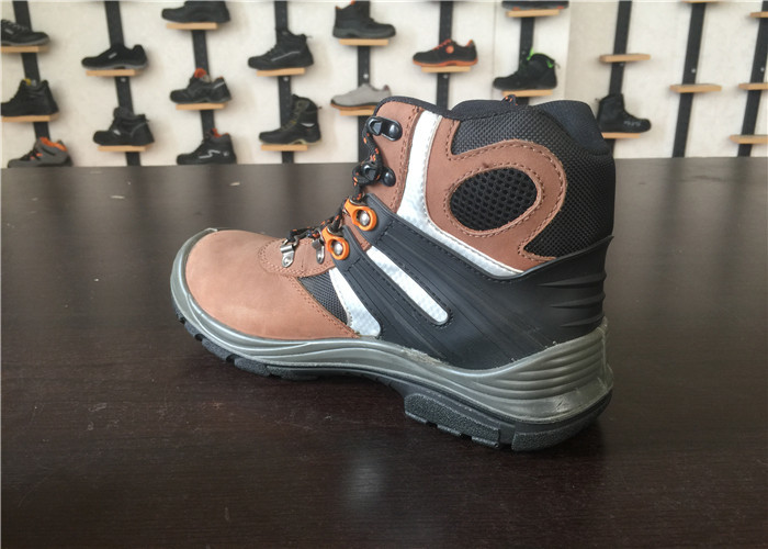 Breathable Camel High Cut Work Boots , Waterproof Steel Toe Boots For Wide Feet