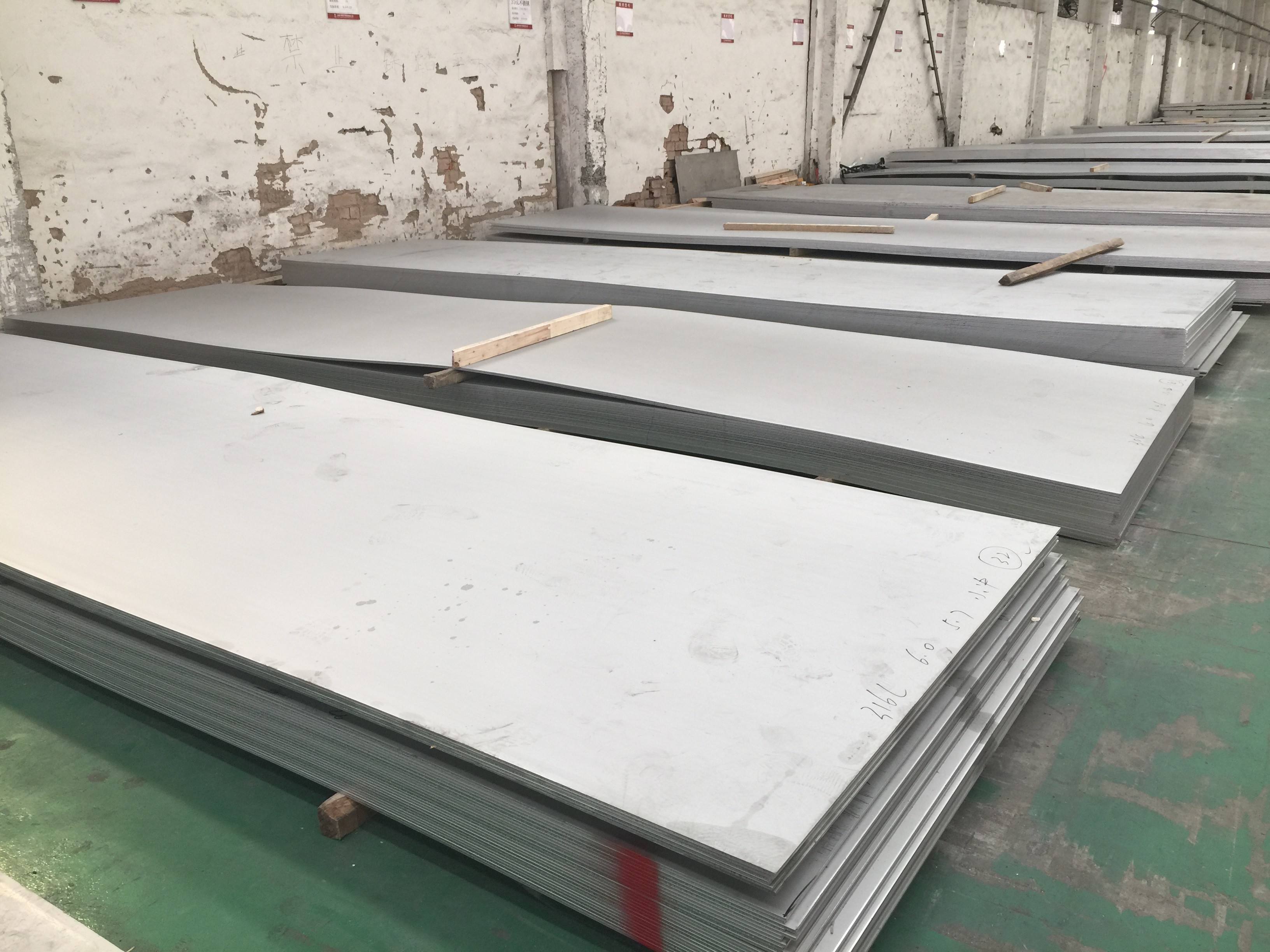 EN AW 3003 H224 Diamond Aluminium Plate Extruded Aluminum Floor Plate 4*1250*3000MM