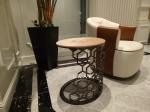Drawing Room Metal Base Round Corner Table