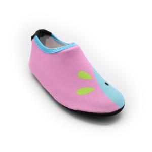 Wholesale Easy Carry Water Skin Socks Soft Youth Freely Water Socks Customized Color from china suppliers