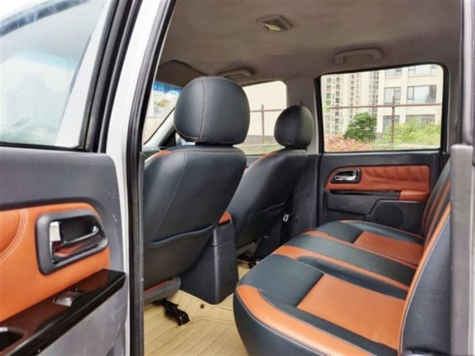 Changcheng Pickup Diesel Engine 2.0T Luxury EU Vehiculos Version GW4D20B 6MT China Pickup Truck For Sale