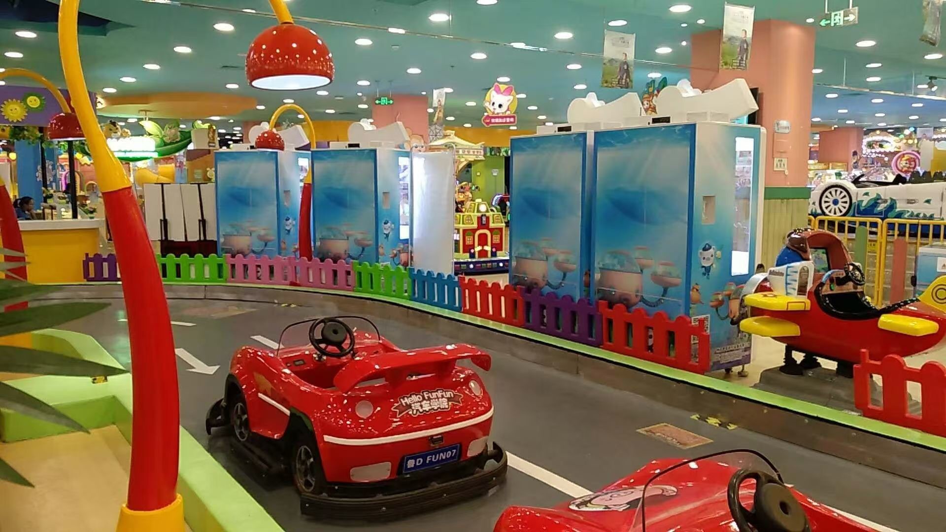 10 Km/H Coin Operated Children'S Driving School Bus Rides For Children'S Parks
