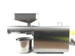 Portable Peanut Home Oil Press Machine Stainless Steel Material For Cooking Oil