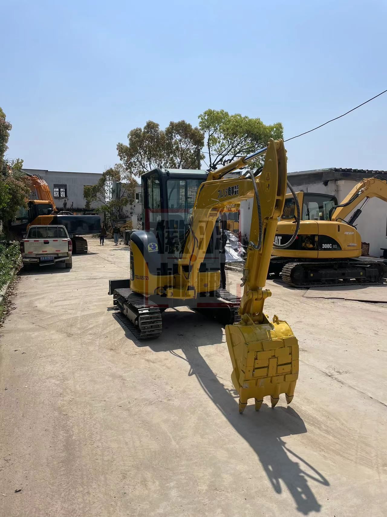 Used mini excavator Komatsu PC35 with cab small digger used machinery mini excavator used second hand digger for sale
