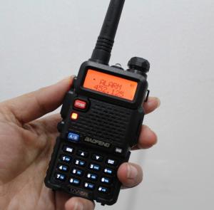 Wholesale baofeng uv 5r two way radio uv-5r dual band walkie talkie vhf/uhf transceiver from china suppliers