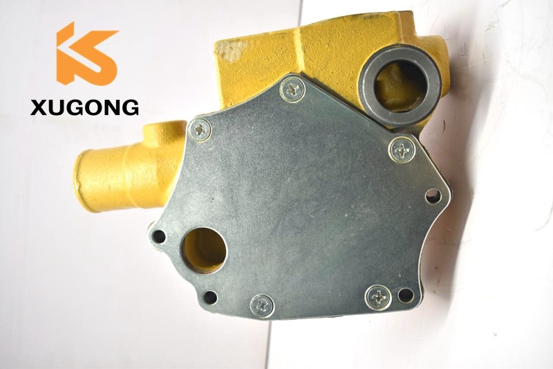 6206-61-1100 Water Pump For 6D95-5 PC200-5 PC60-5/6 PC100-5 PC120-5