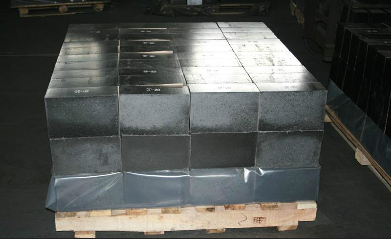High Refractoriness Hongtai Magnesia Carbon Brick for Converter Eaf 92%-97% MgO Content
