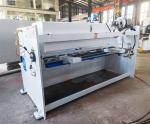 Hydraulic Metal Plate Swing Shearing Machine 4mm With E21S Controller