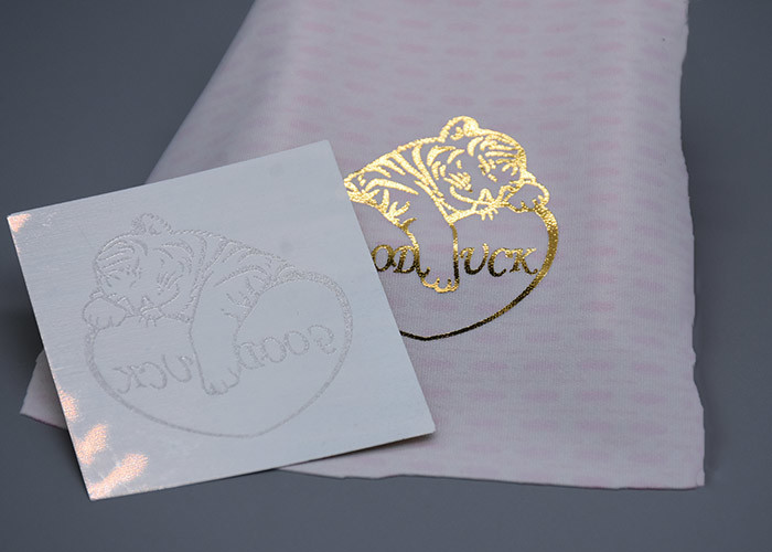 One Colour Custom Iron On Stickers , Garments Heat Transfer Labels
