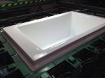 China acrylic bathtub vacuum forming machine