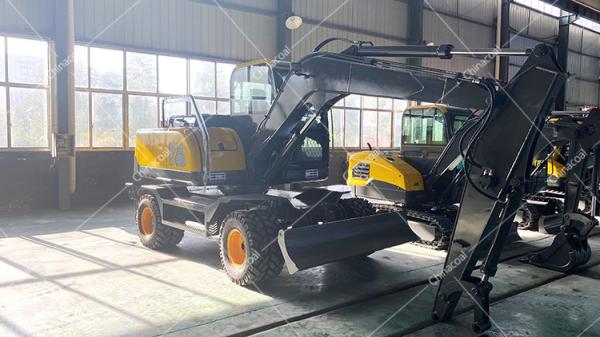Trenching Machine Large Crawler Hydraulic Excavator Track Multifunctional