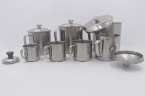 Wholesale 13cm Cheap price kindergarten children drinking cup metal tea cup with cover from china suppliers