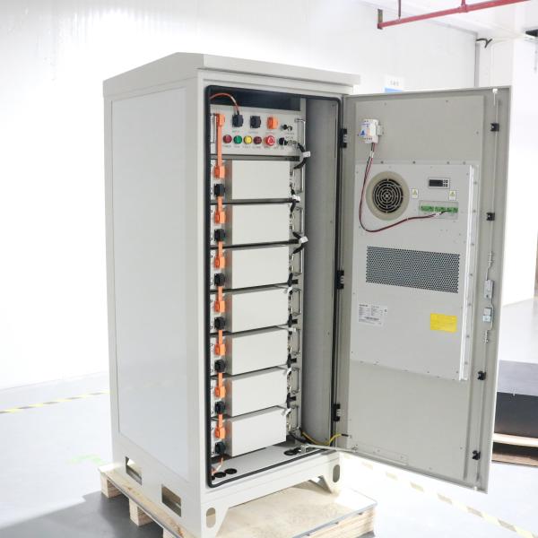 Wall 48V Unit Solar Energy Storage Batteries 409.6V 50AH With Temperature