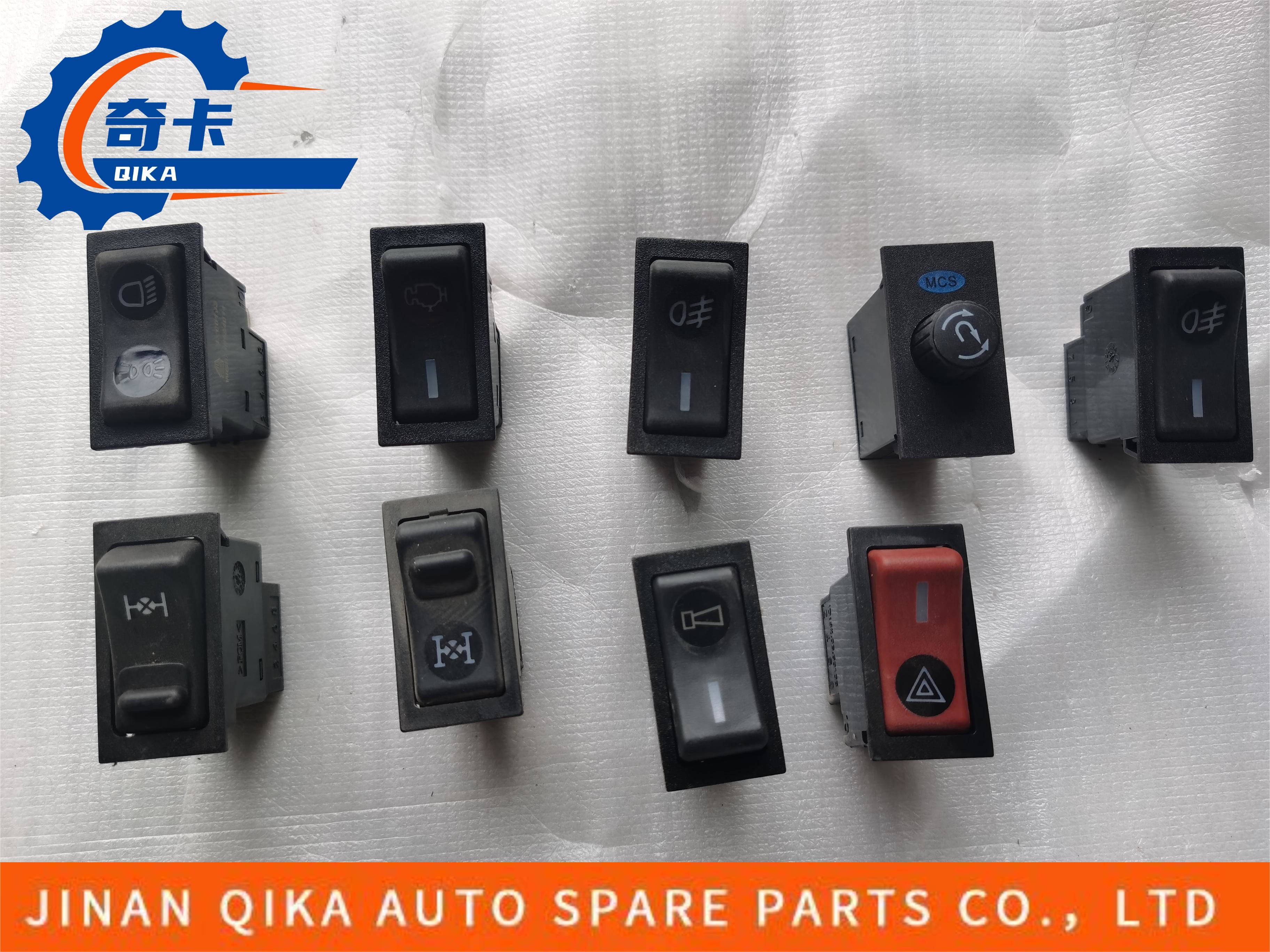 Plastic Black Wheel Difference Switch Howo Truck Spare Parts Wg9925581026