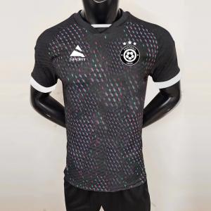 China Adult Children 100% Polyester Football Jerseys Set Custom Soccer Uniforms OEM/ODM on sale