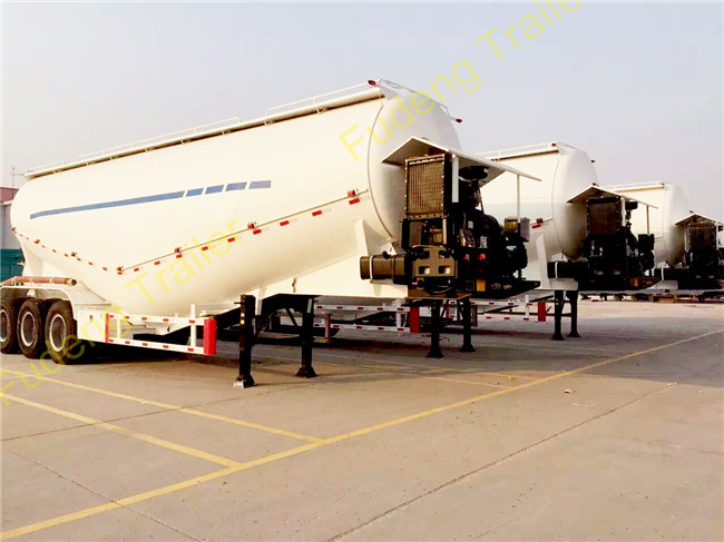 3 Axles V Shaped Bulk cement tanker trailers 45CBM Bulk powder tanker trailers