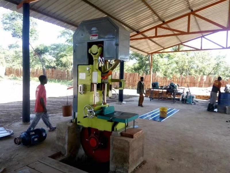 Vertical Band Saw with Working Table, Quality table saw for woodworking