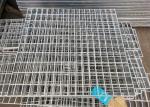 Toothed Non Skid 32*3mm Stair Treads Steel Grating Hot Dip Galvanized