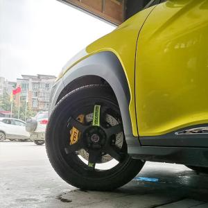 Wholesale 4 Piston Racing Caliper Hyudnai big Brake Kit 330*28 MM High Carbon Disc Racing And Brake Pads For Encino 18 Inch Rim from china suppliers