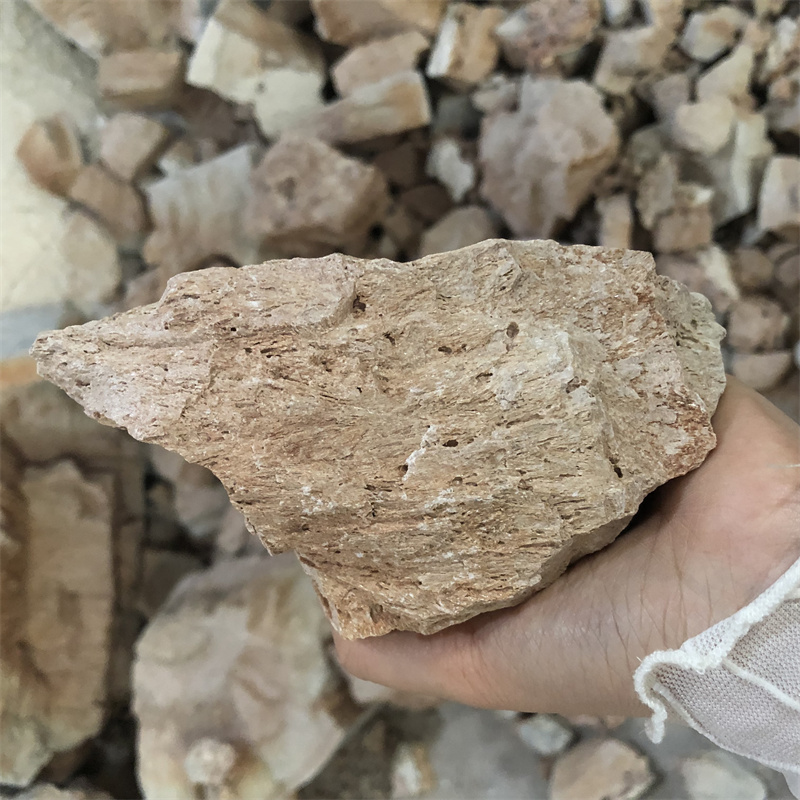 Little CrO Content Zircon Mullite Grains and Fine Powders for Stopper Construction