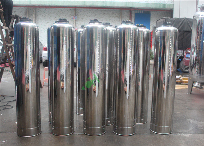 Customized Capacity SS304 Water Filter Housing Water Storage Tank For Food & Beverage Factory