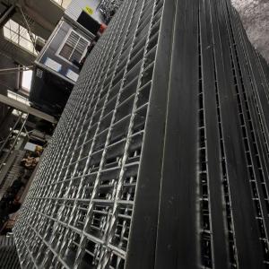 Wholesale Heavy Duty Galvanized Safety Grating Non Skid Grating with Corrosion Protection from china suppliers