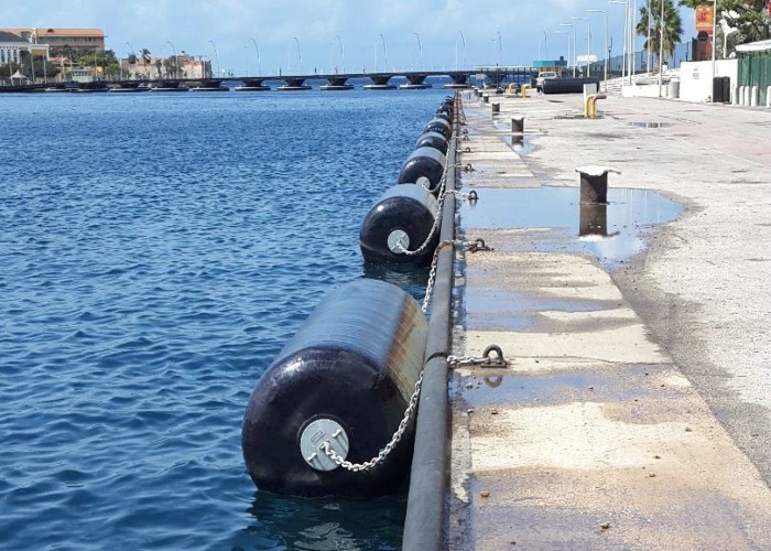D1200*2000L Floating Ship Pneumatic Rubber Fender Foam Filled Polyurethane Fender