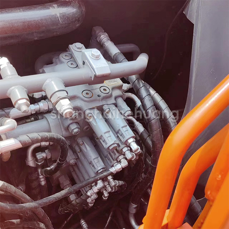 Used excavator machine Japan Original Paint EPA Engine used excavator used digger Hitachi ZX70 for sale