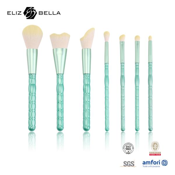 7pcs Plastic Handle Professional Makeup Brushes With White Synthetic Hair
