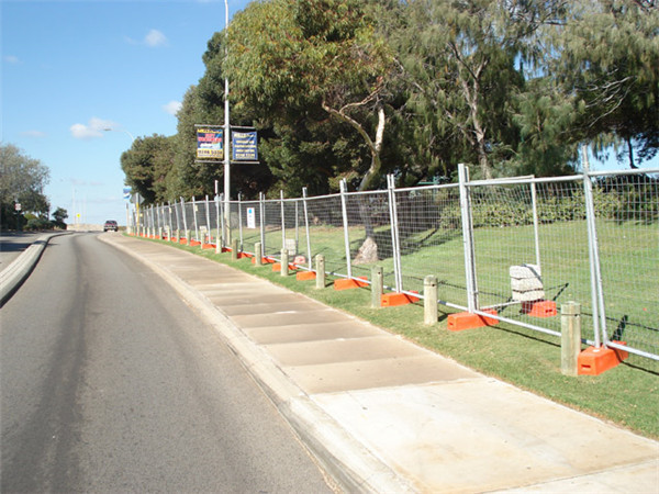 Used construction fencing for sale Net Iron Fence Panels galvanized