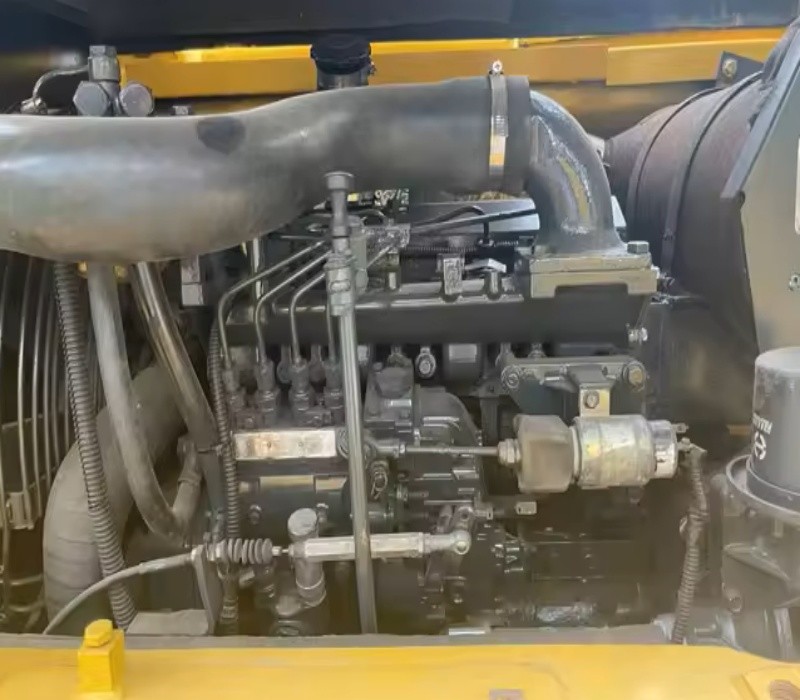 Japan six tons of second-hand strong power mini Komatsu crawler excavator PC60-7