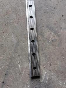 Wholesale Al aluminum 6106-t6 6 holes with serration fish plates 600 mm length from china suppliers