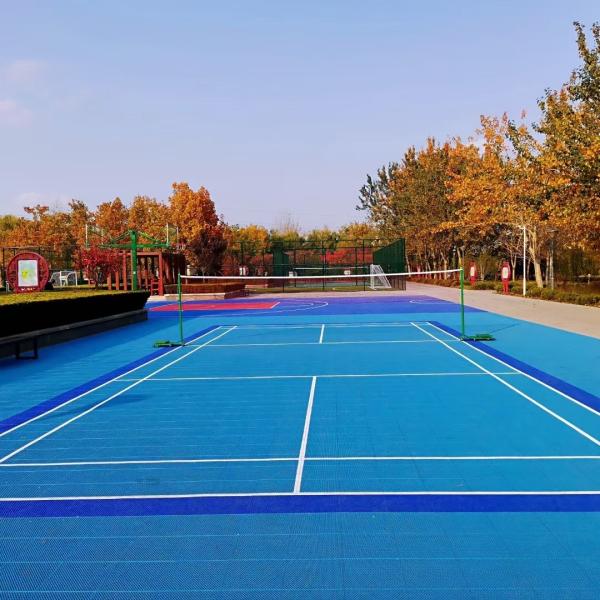 Polypropylene Interlocking PP Tiles , Weather Resistant Outdoor Sports Flooring