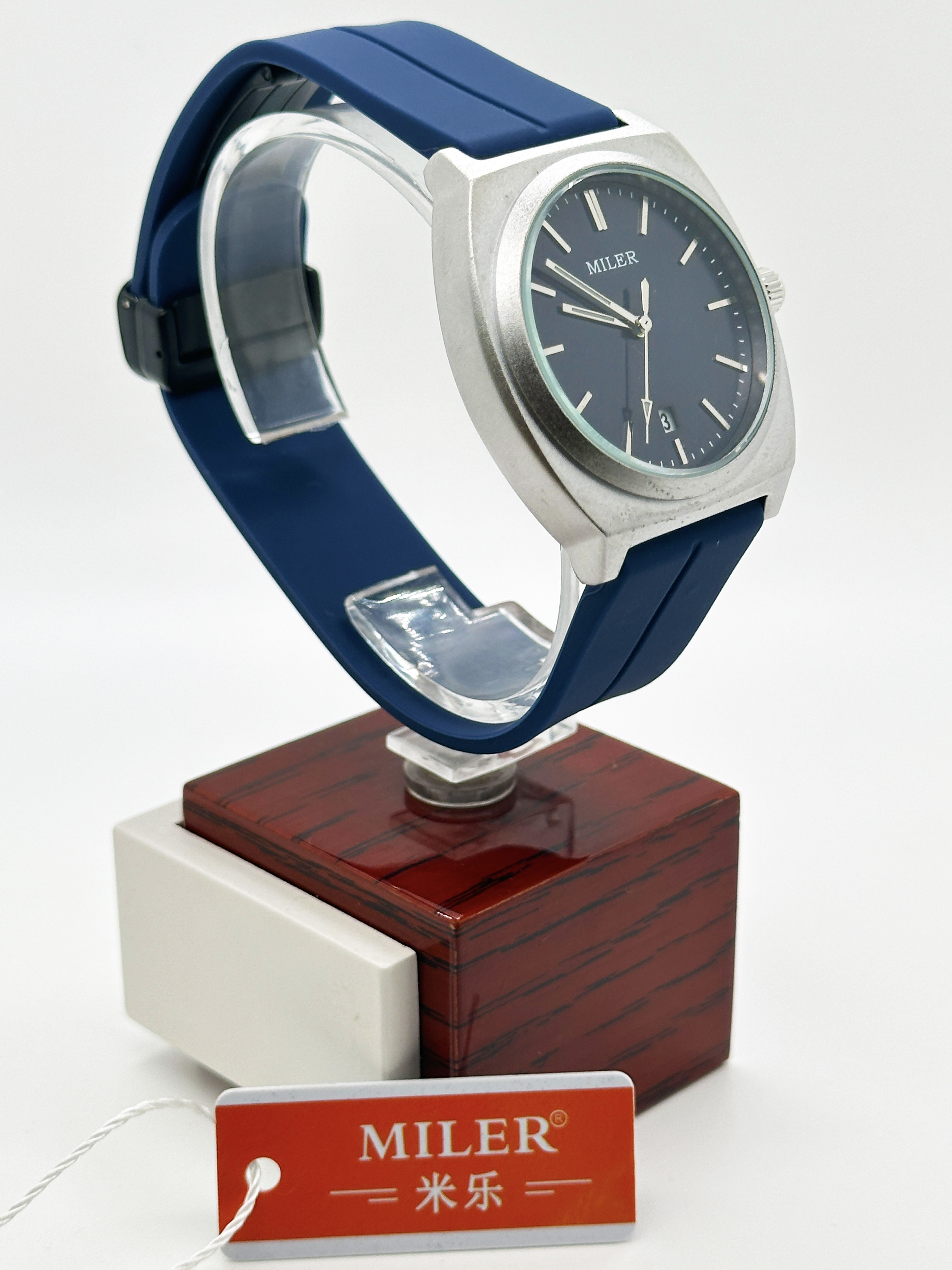 Waterproof Sports Silicon Strap Watch Luminous Trendy Mens Watches