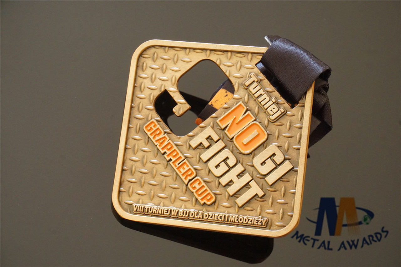 Metal Custom Sports Medals With Bottle Opener For Competiton / Souvenir
