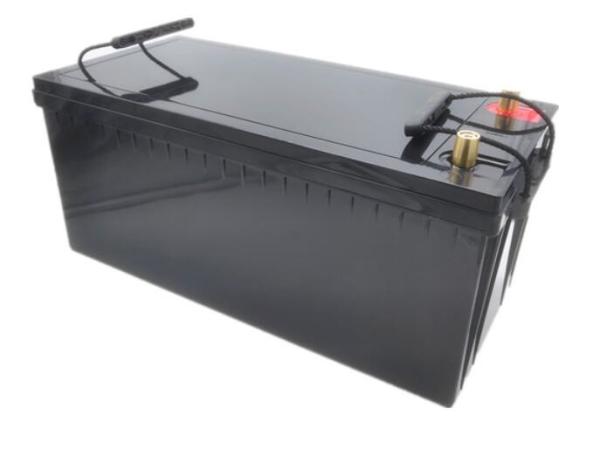 Truck Start Lithium Cranking Batteries 12V 200Ah 1600A Super High Current