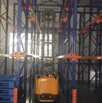 Counter Balanced Warehouse Forklift Trucks Lifting Height 5.6m Compact Structure