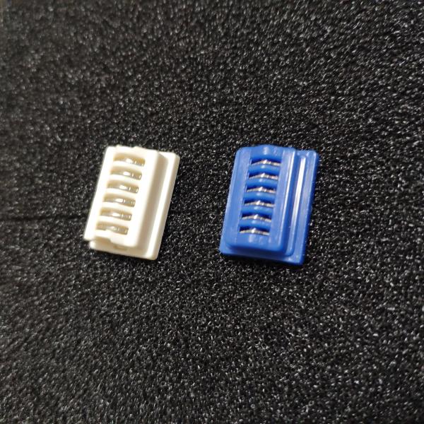 CE Surgical Disposable Medium Large Laparoscopic Hemolok Polymer Ligation Clips