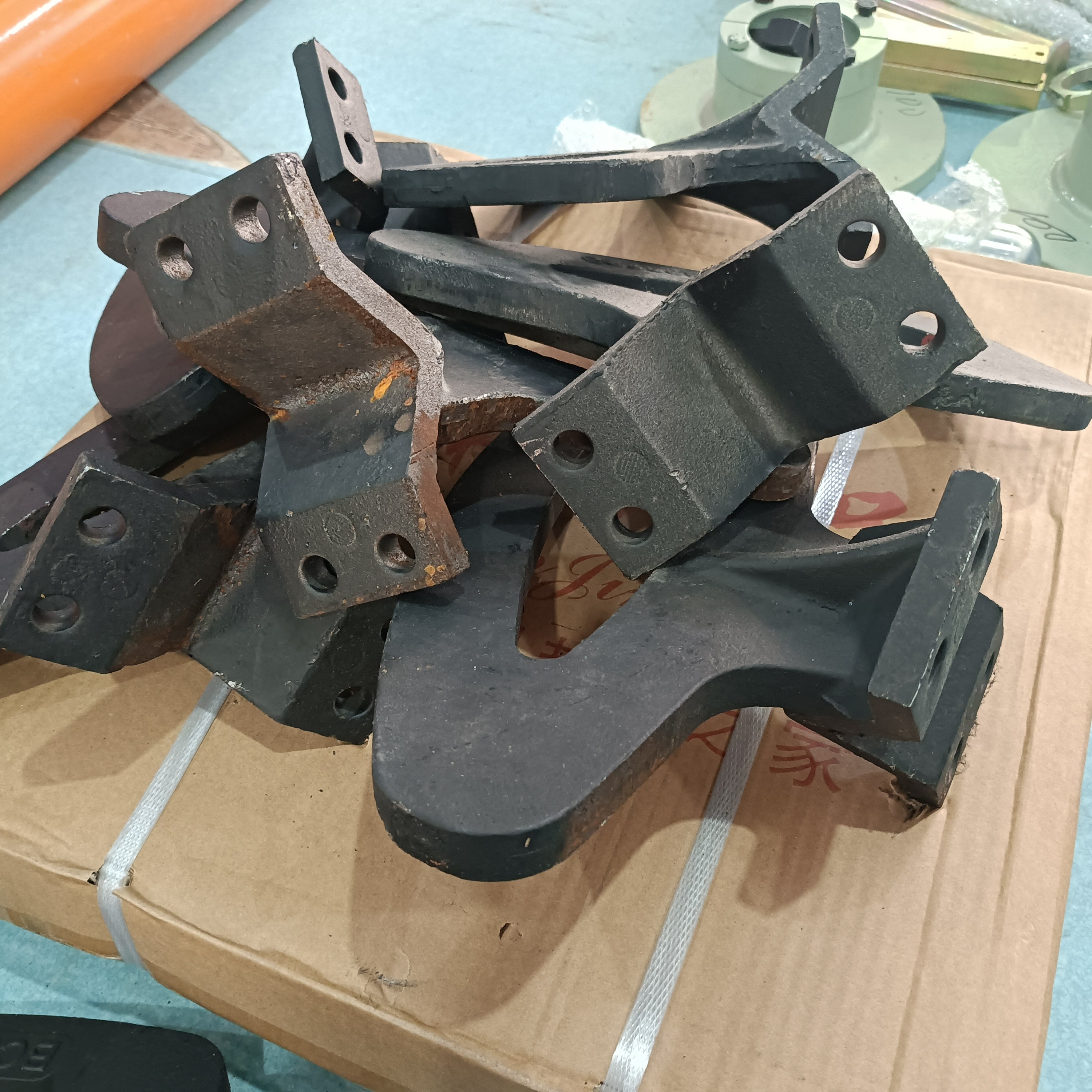 Large Small Displacement Stirring Blade Spare Parts for Drag Pumps Sany Zoomlion Concrete Pump Trucks