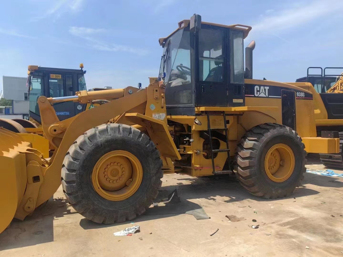 CAT 938G Used Wheel Loader - Includes Bucket, Excellent Condition No Leaks, Great Undercarriage, Affordable