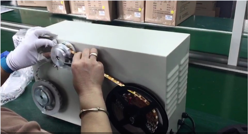 Speed Adjustable 40W LED Strip Rubberizing Machine
