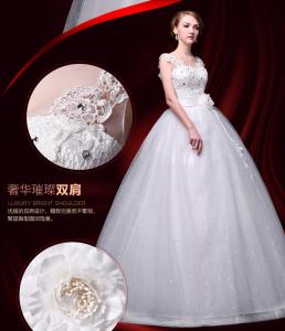 China Hot Sale High Waist Beading Bra Straps Lace Flower Shoulder Wedding Train Dresses on sale