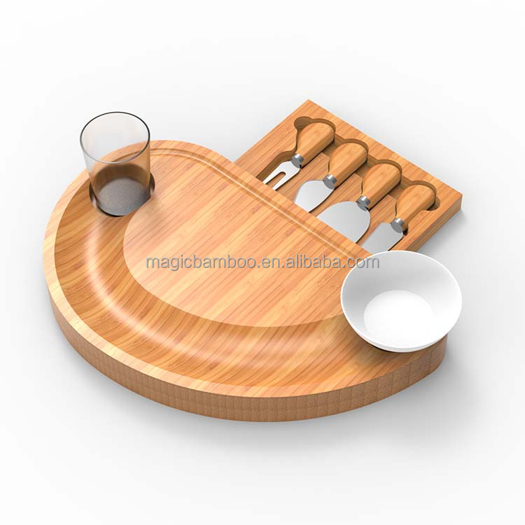 Semicircle Conch Shape Bamboo Cheese Cutting Board and Knife Set for Customized Designs