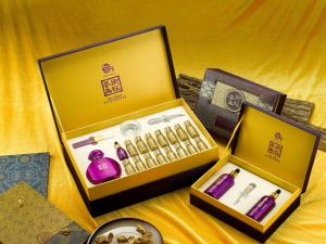 Wholesale Gold Color Logo Embossing CMYK Printing Cardboard Cosmetic Box Packing with the Plastic Tray from china suppliers