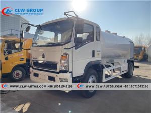Wholesale Sinotruk HOWO 4tons Propane Bobtail Truck LPG Dispenser Truck from china suppliers