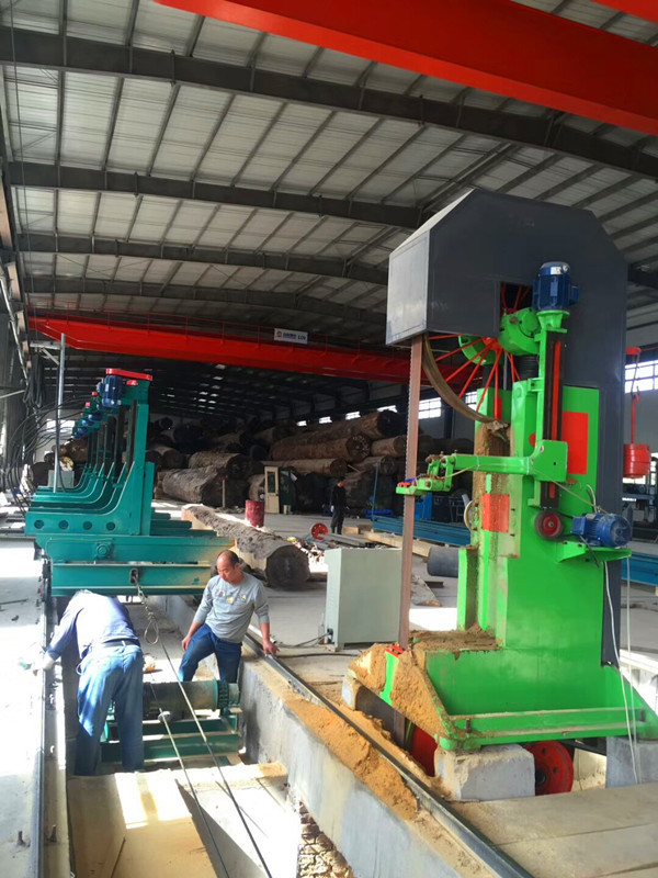 vertical band sawmill with CNC carriage automatic wheel wood cutting saw machine