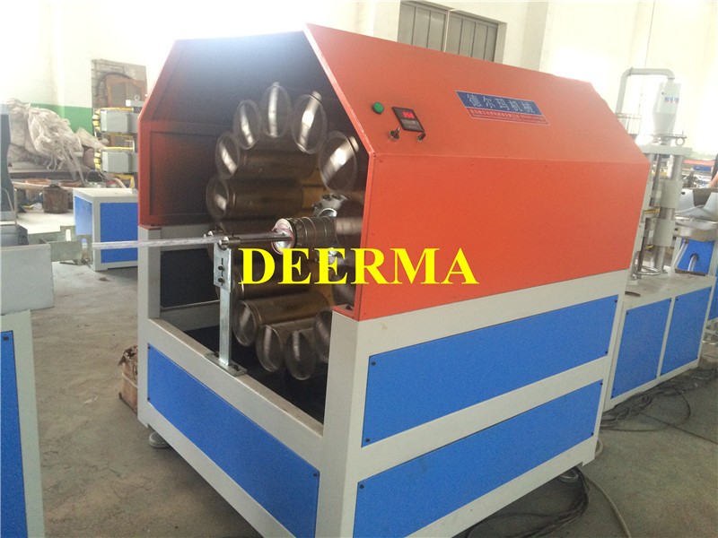 OMRON Temperature Controller and Single-screw design for superior PVC Fiber Reinforced Hose Plastic Pipe Making Machine